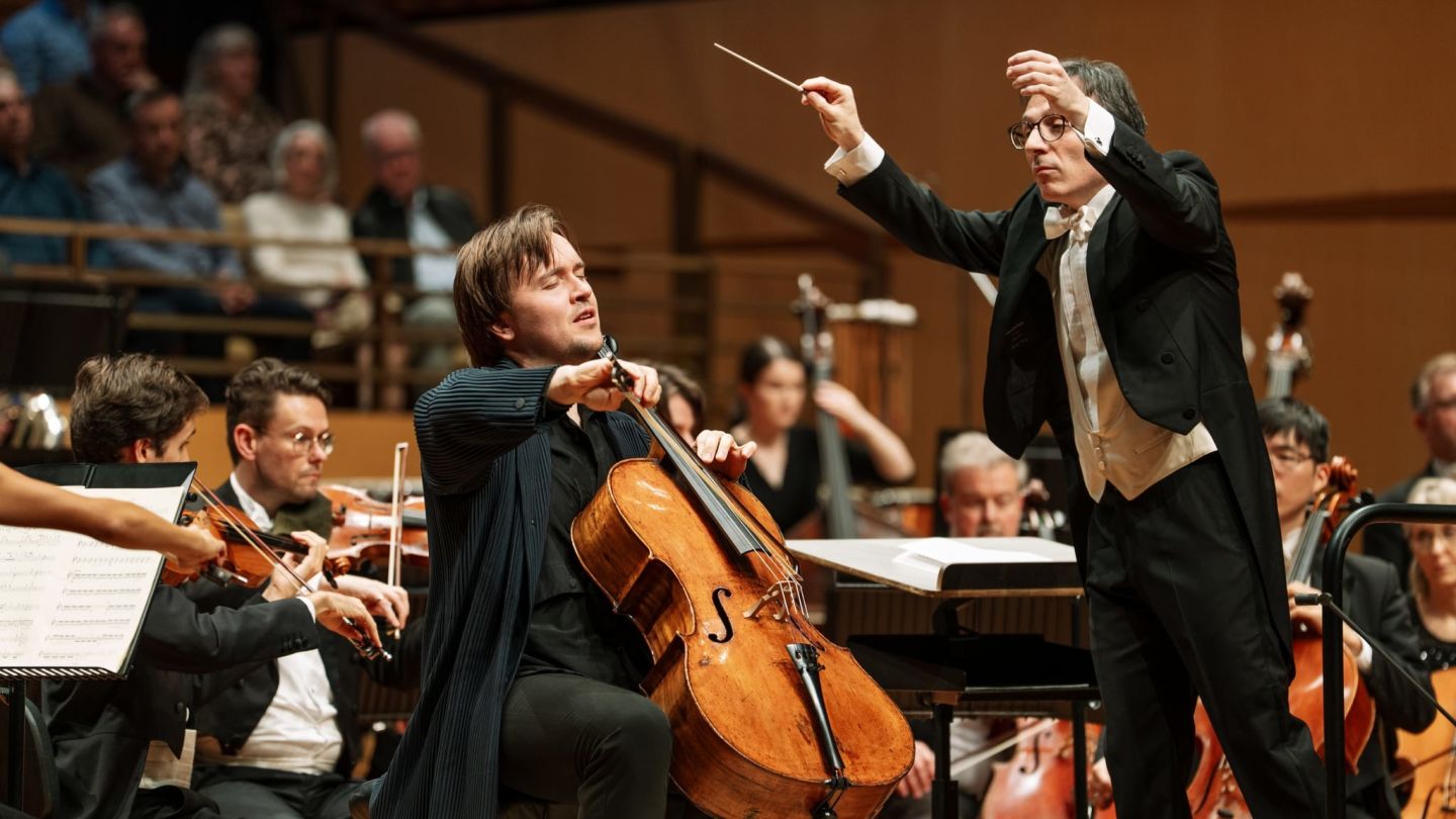 Curtain Call: Beethoven, Dvořák & Smetana