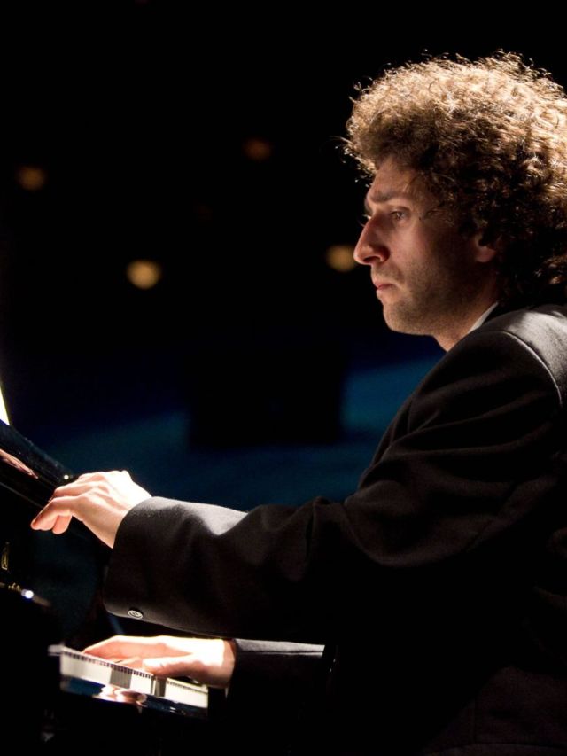 Stefan Cassomenos